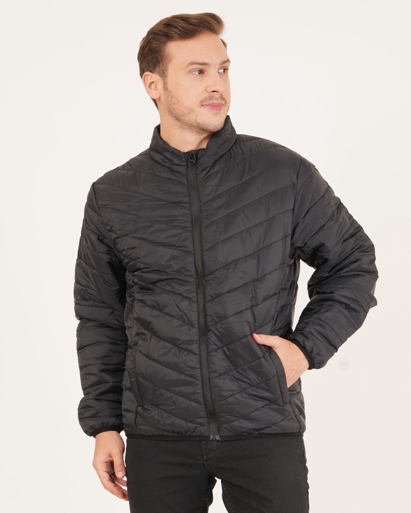Men’s Black Quilted Puffer Jacket