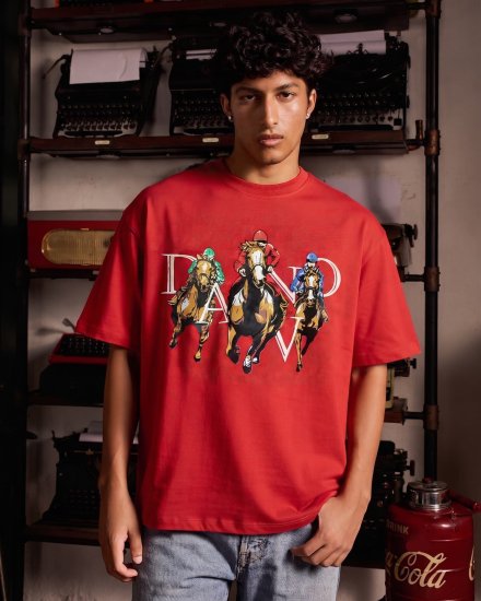 Horse Racing Graphic Print Oversized Streetwear T-Shirt in Red